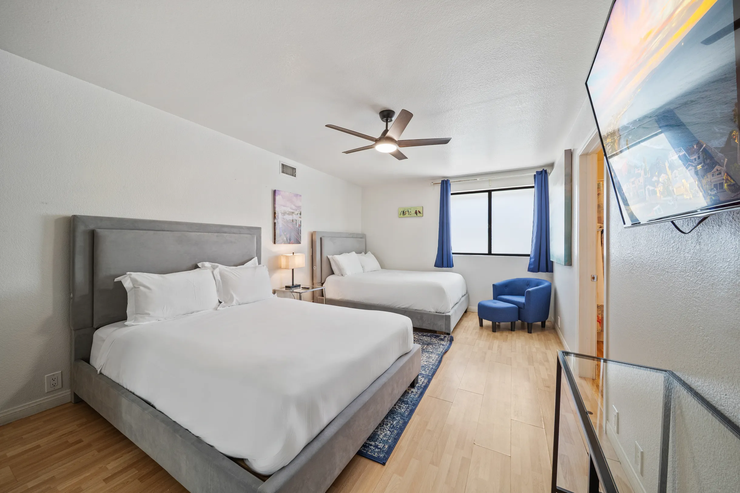 Wander La Jolla Tides #80