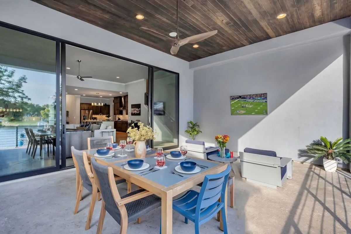 Wander Kingsland Lake #40