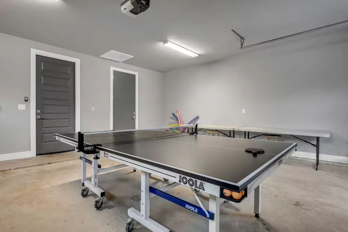 Wander Kingsland Lake