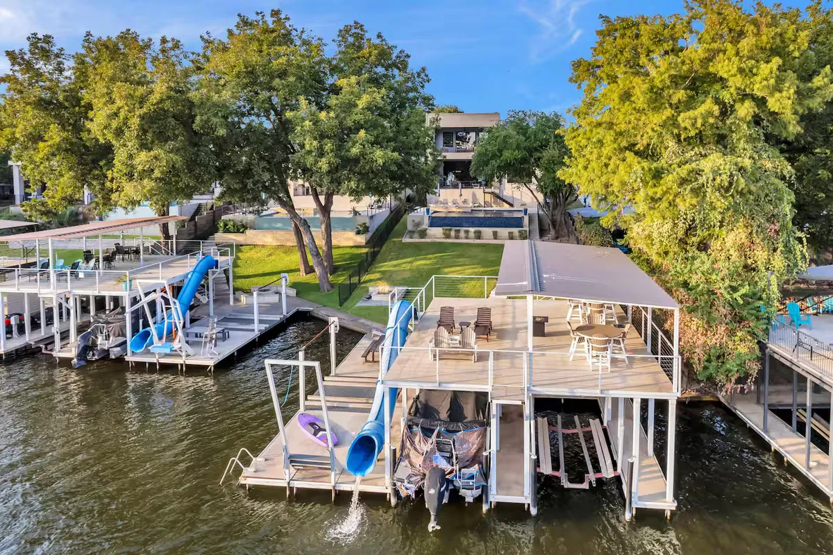 Wander Kingsland Lake