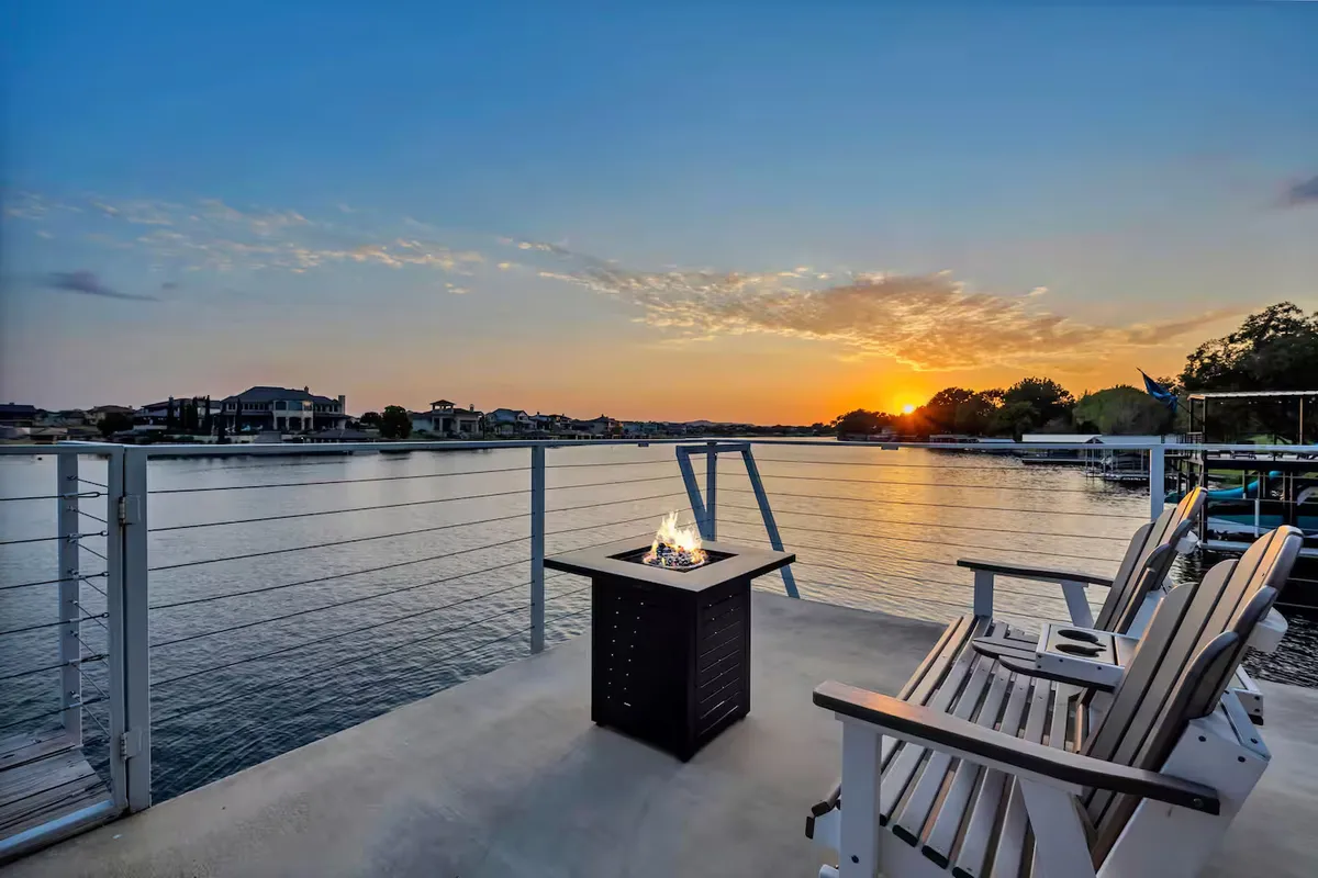 Wander Kingsland Lake #52