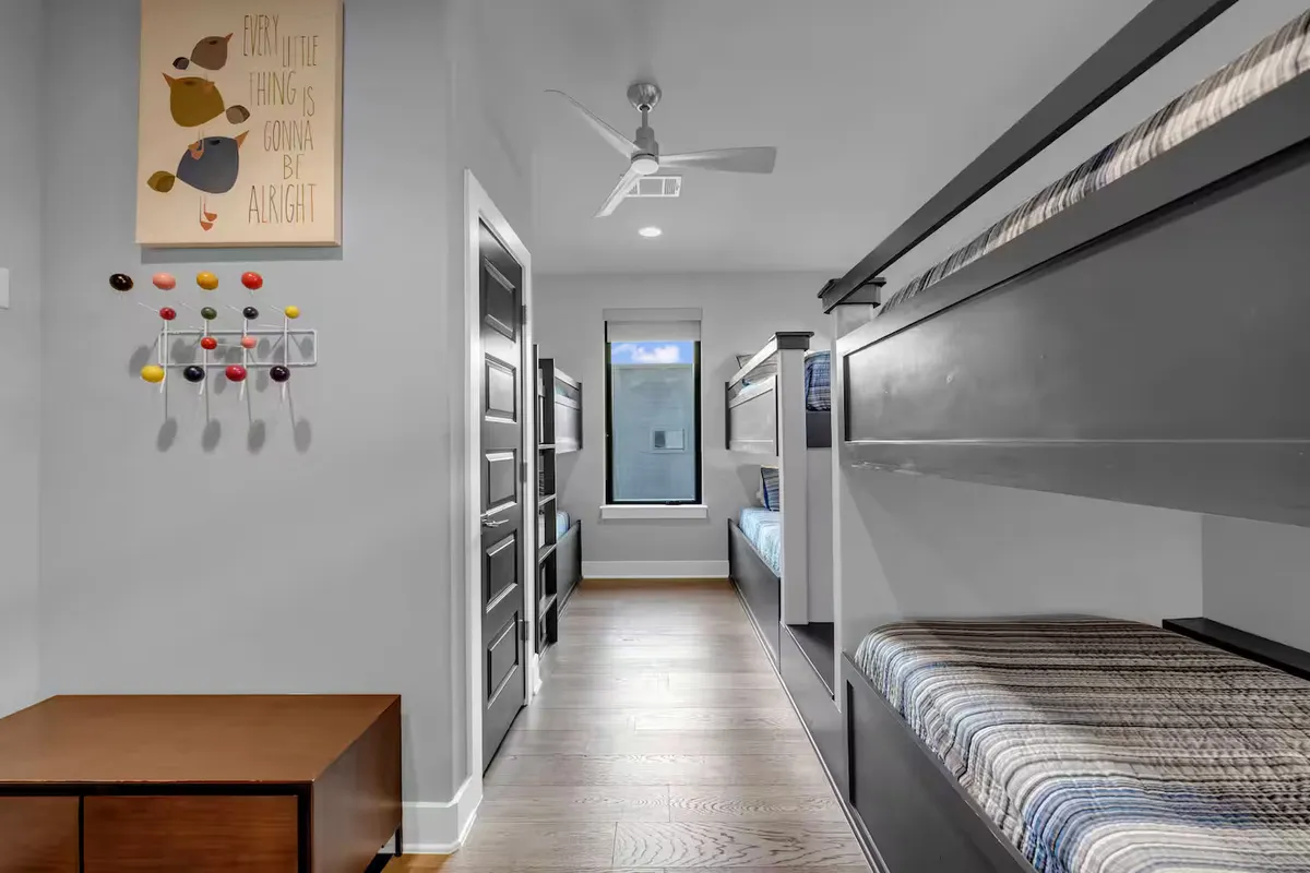 Wander Kingsland Lake #35