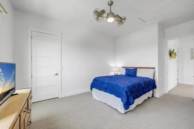 Bedroom 2 image 1