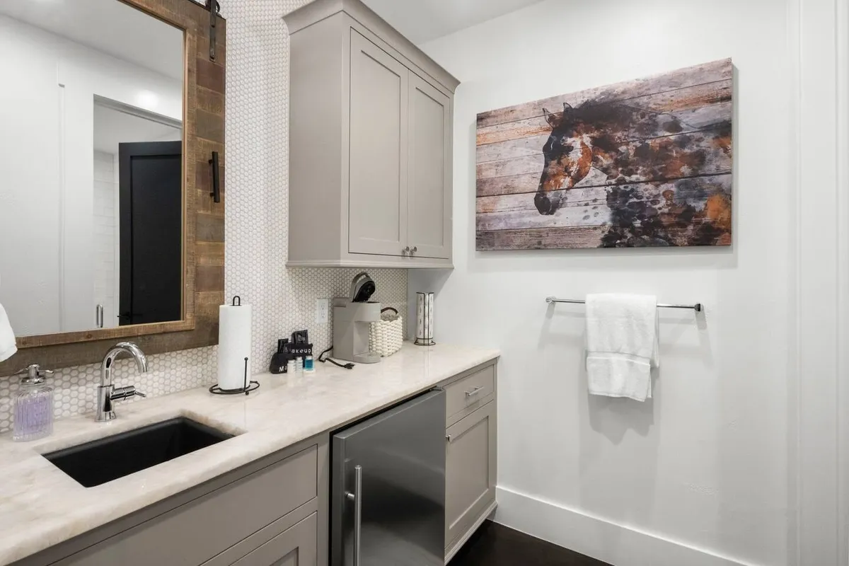 Wander Kingsland Waters #12