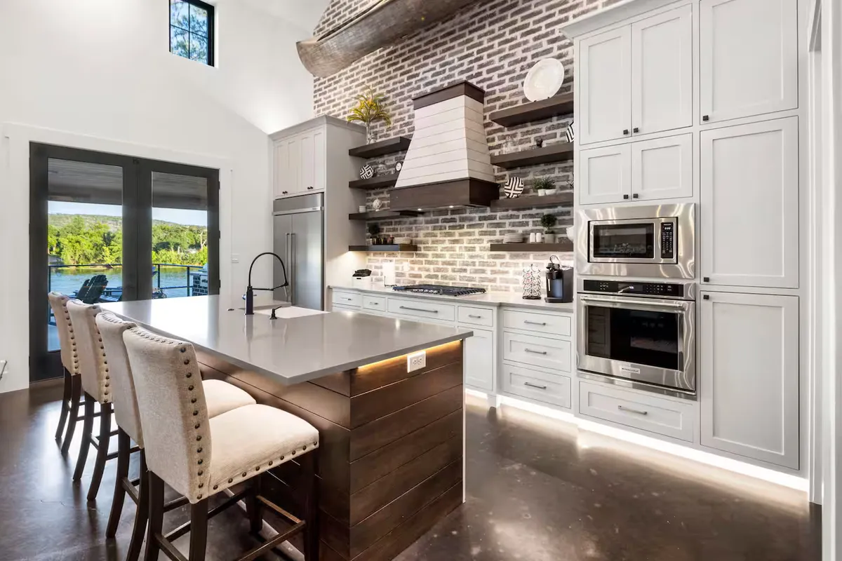 Wander Kingsland Waters #48