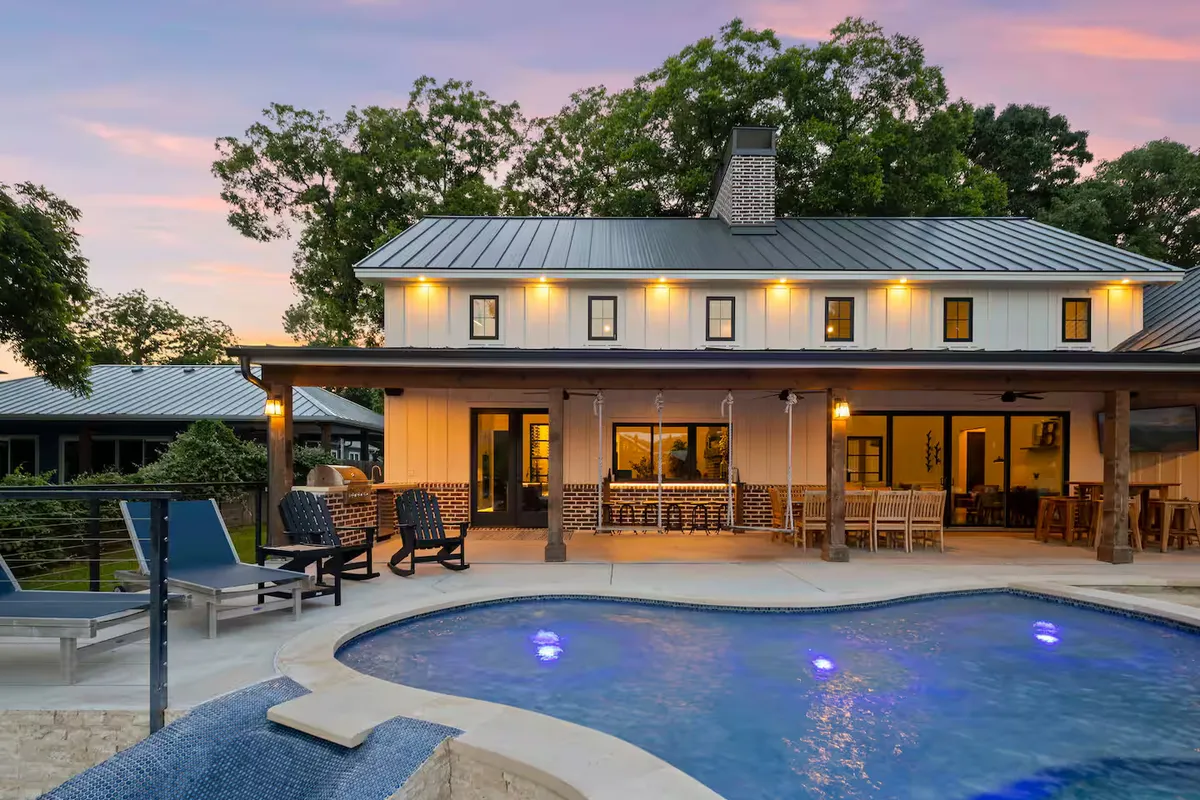 Wander Kingsland Waters #49