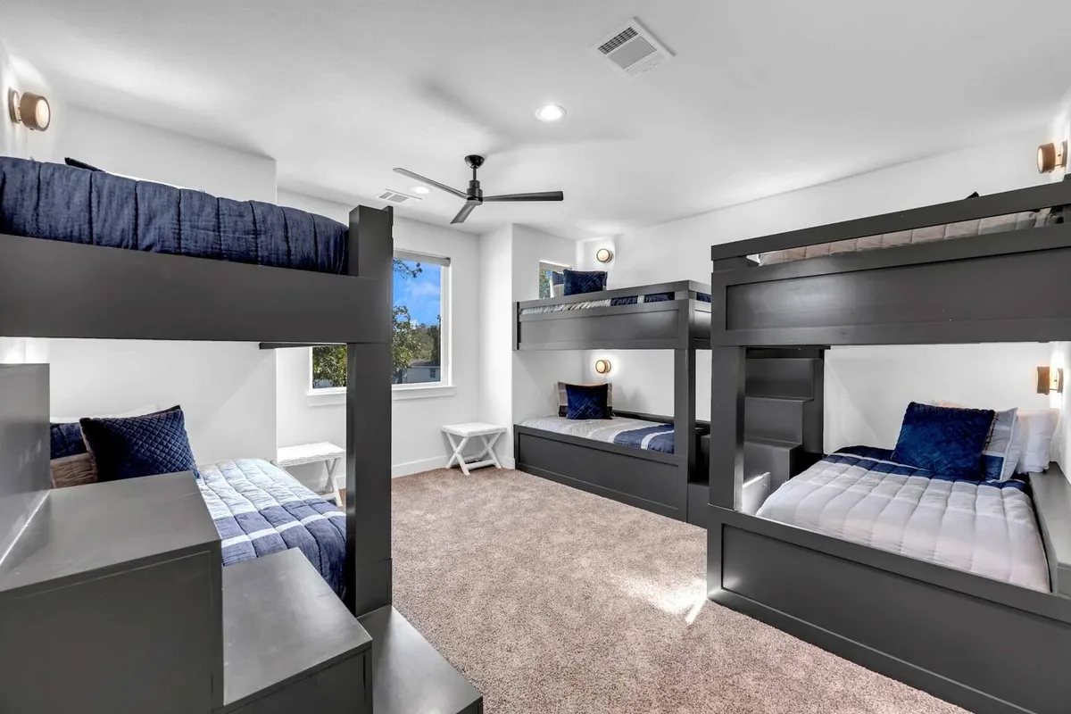 Wander Burnet Waters #33