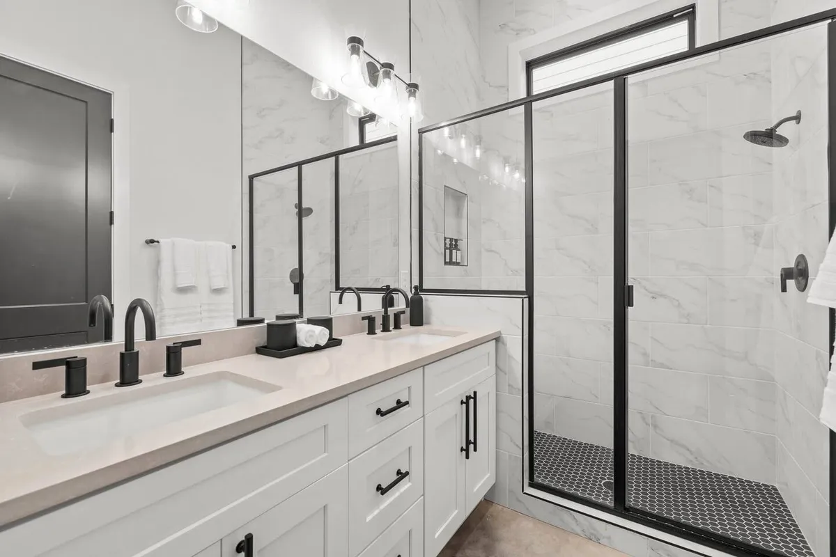 Wander Kingsland Canopy