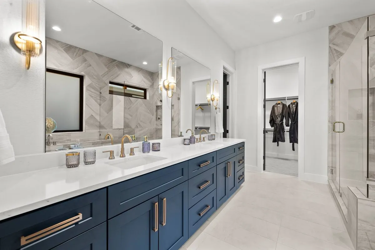 Wander Kingsland Canopy