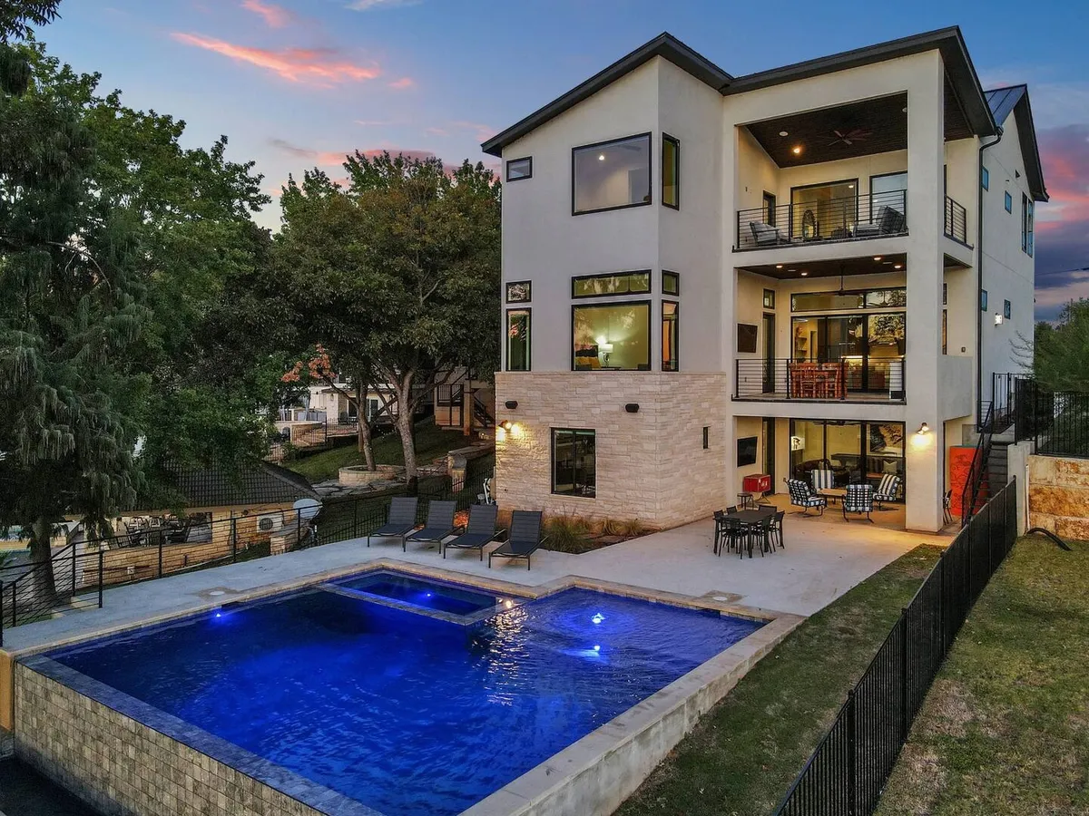 Wander Burnet Breeze