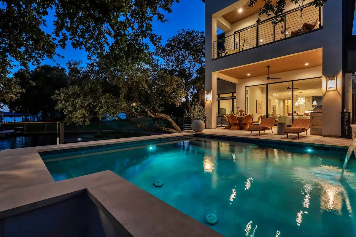 Wander Marble Falls Crest #38