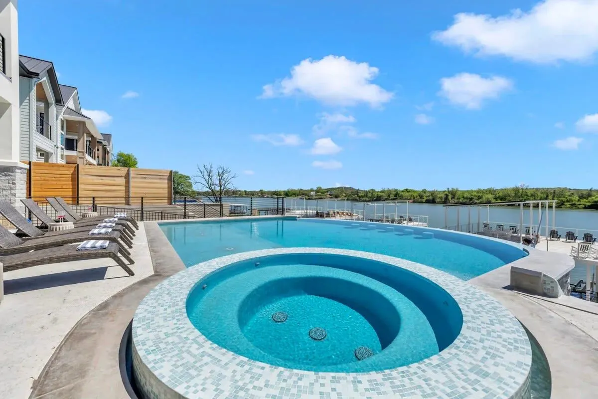 Wander Kingsland Grove #69