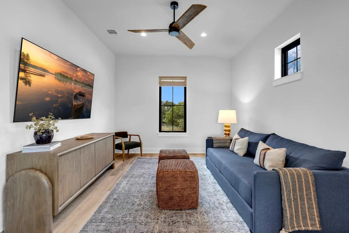 Wander Marble Falls Crest #26