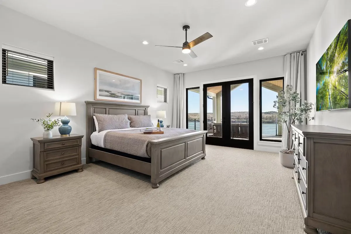 Wander Kingsland Meadow #32