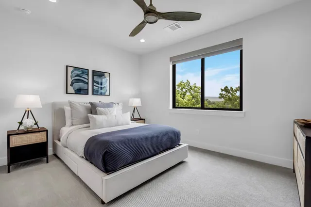 Bedroom 3 image 1