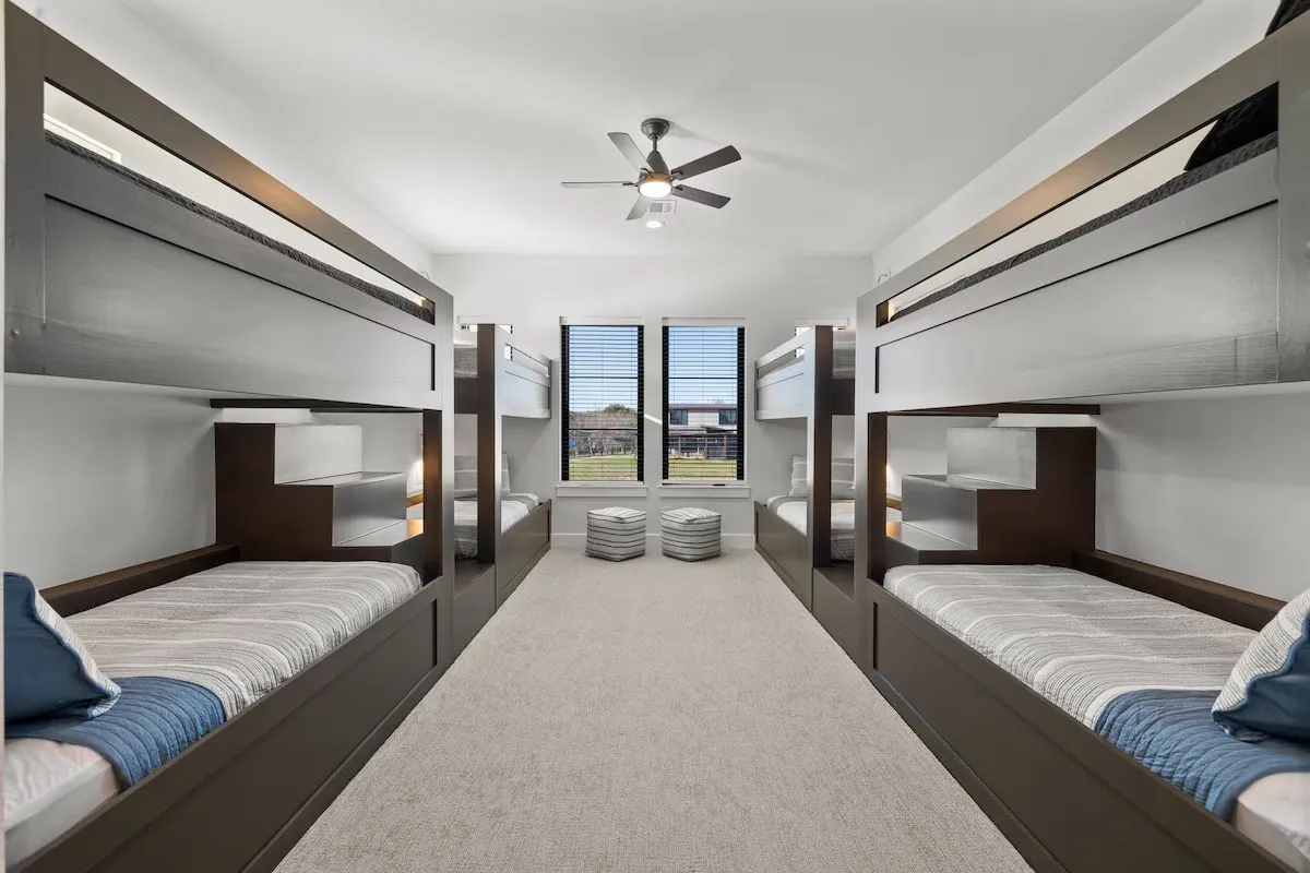 Wander Kingsland Meadow #35