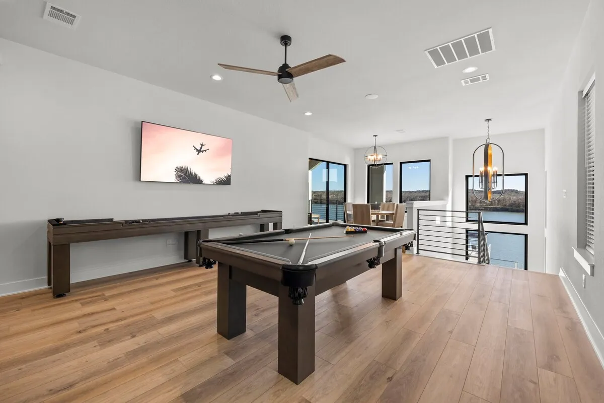 Wander Kingsland Meadow #21