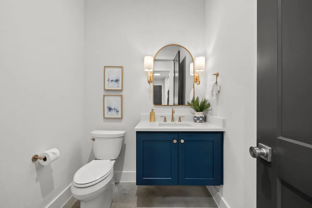 Wander Kingsland Meadow #22