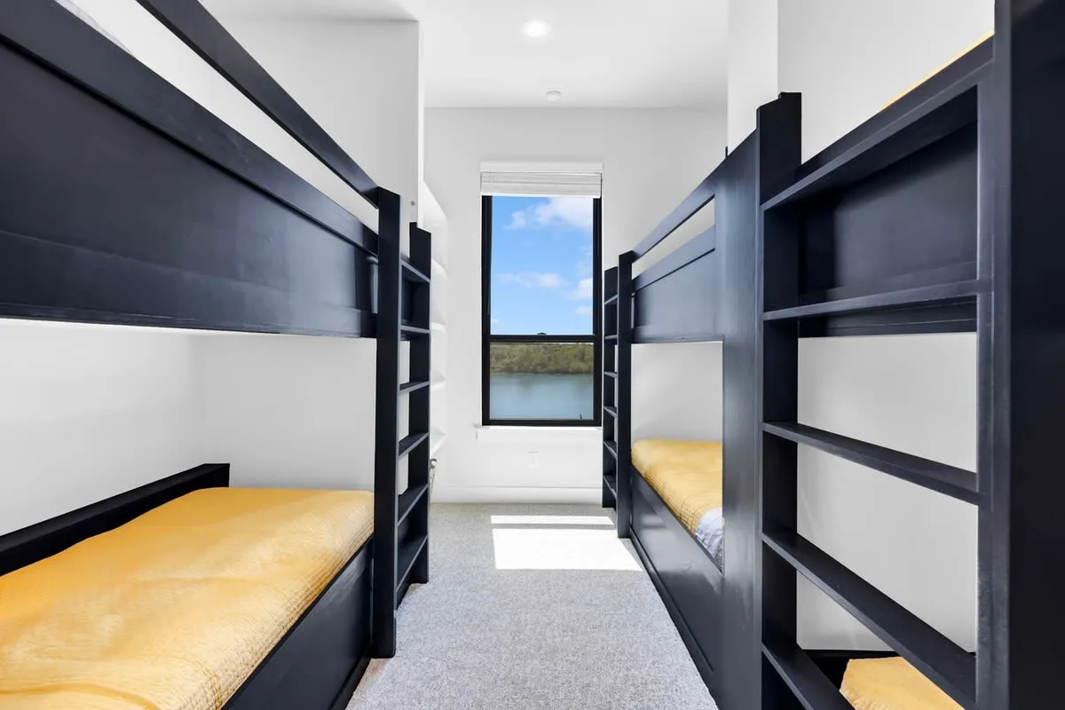 Wander Kingsland Grove #56