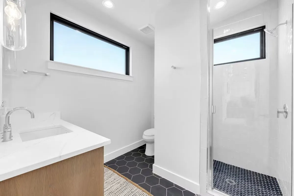 Wander Kingsland Grove #24