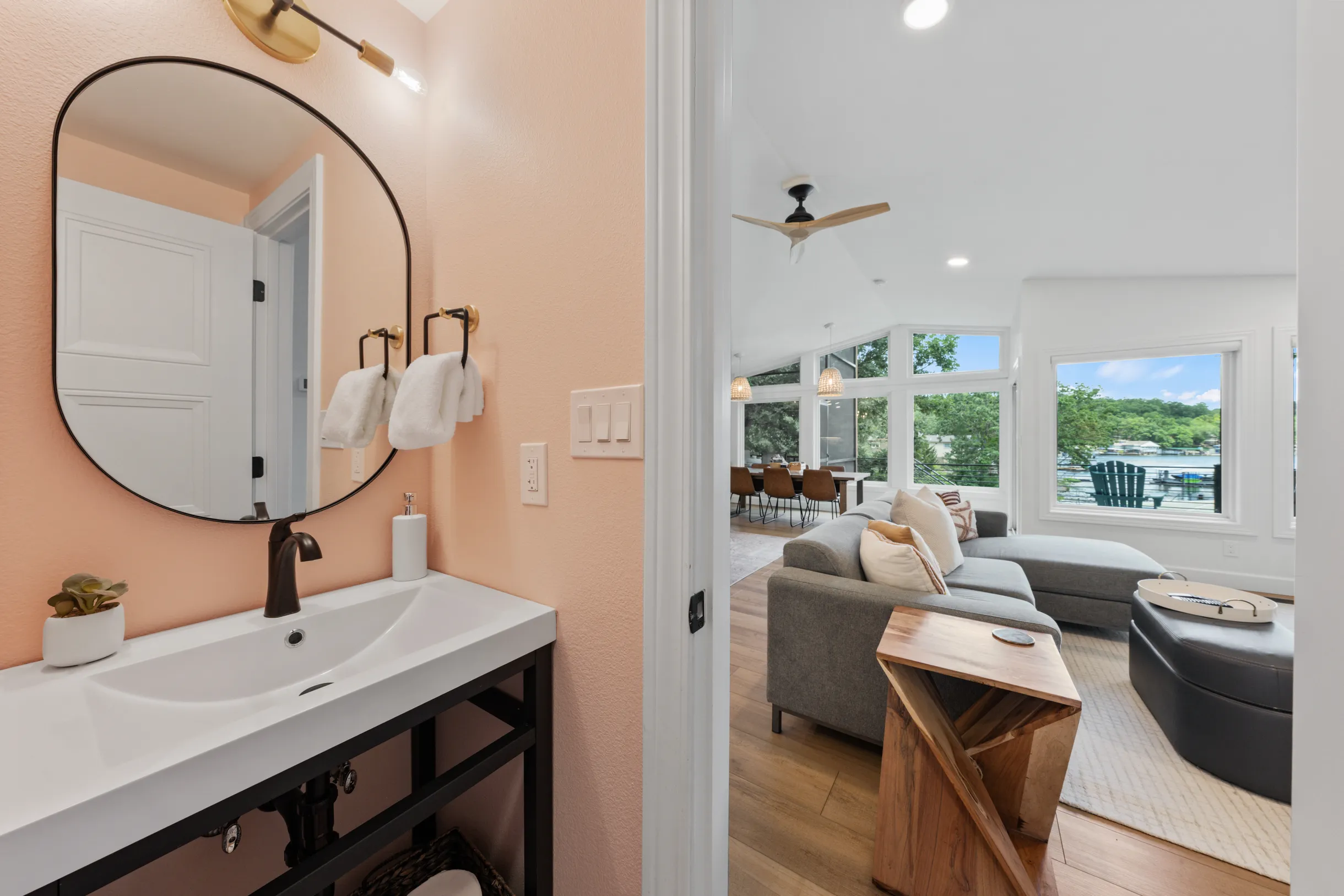 Wander Camdenton Lake #28