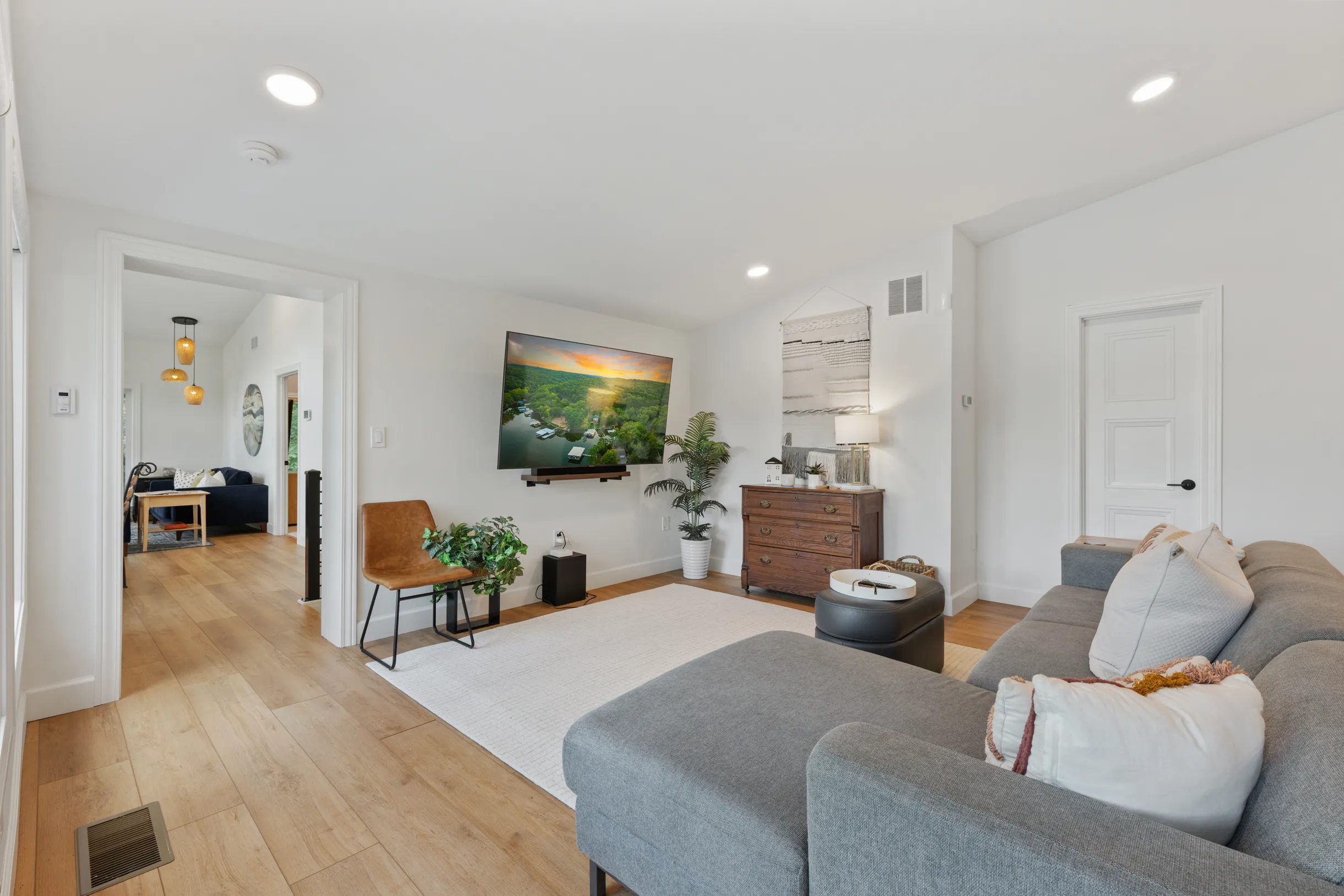 Wander Camdenton Lake #70