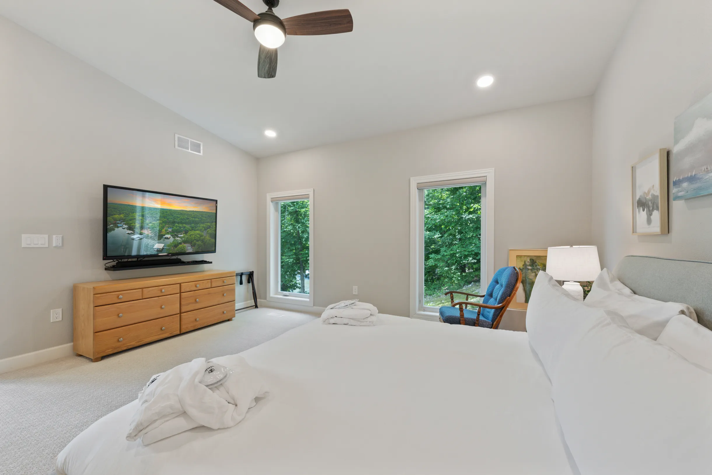 Wander Camdenton Lake #91