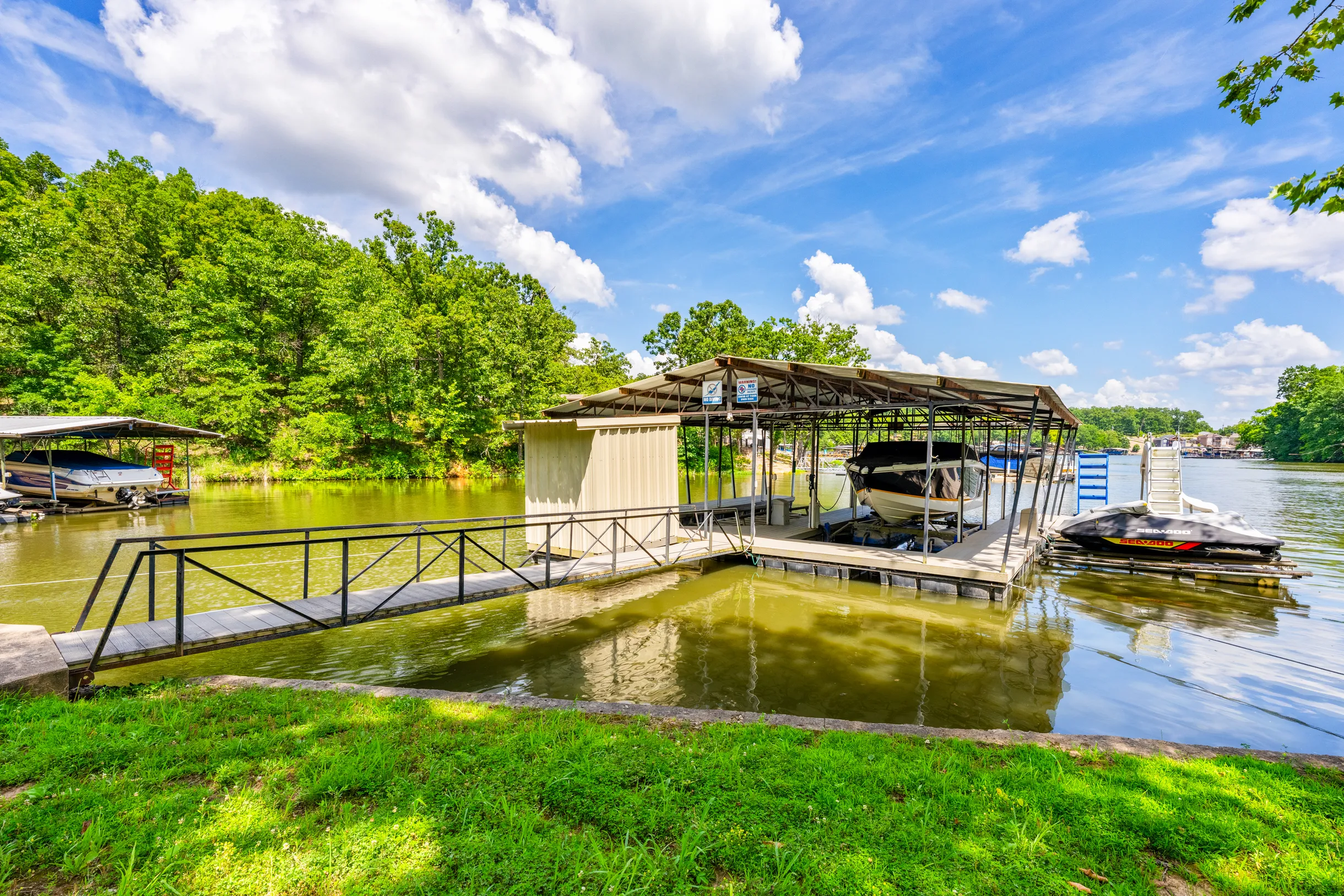 Wander Camdenton Lake #56