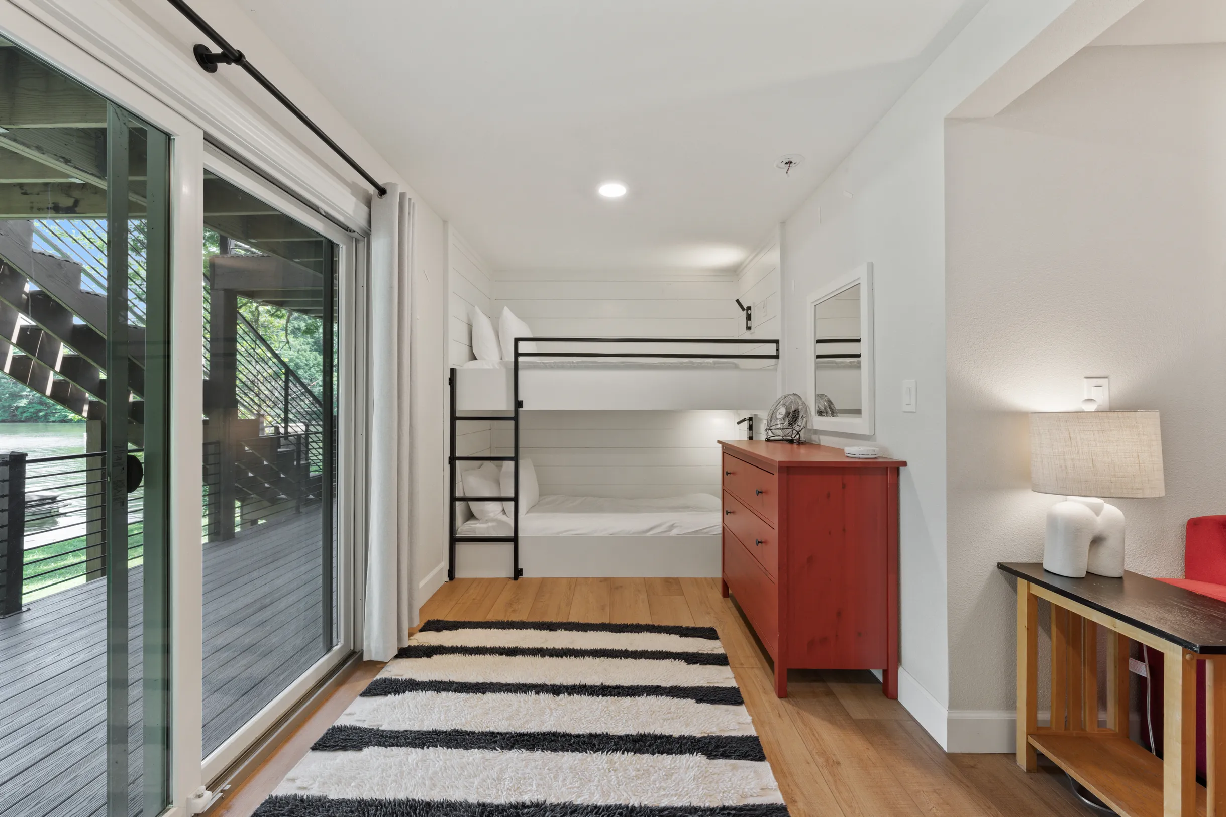 Wander Camdenton Lake #37