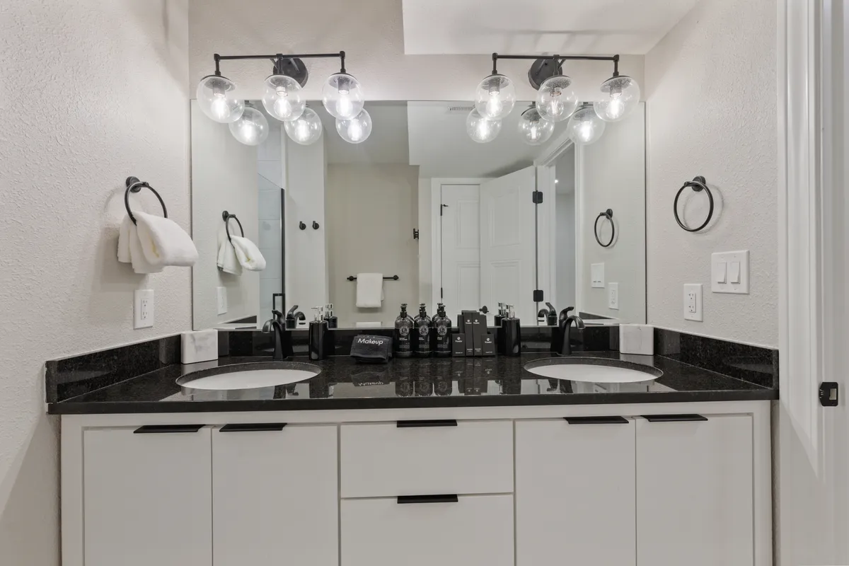 Wander Camdenton Lake