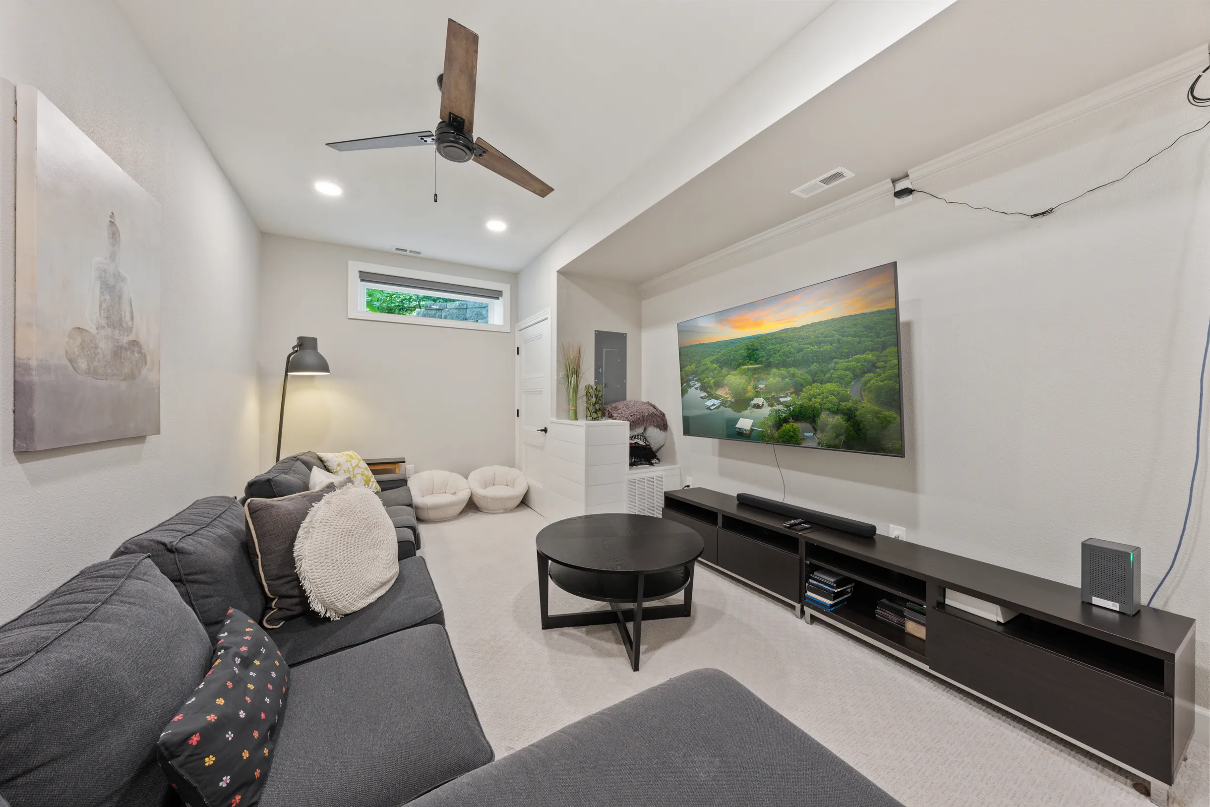 Wander Camdenton Lake #82