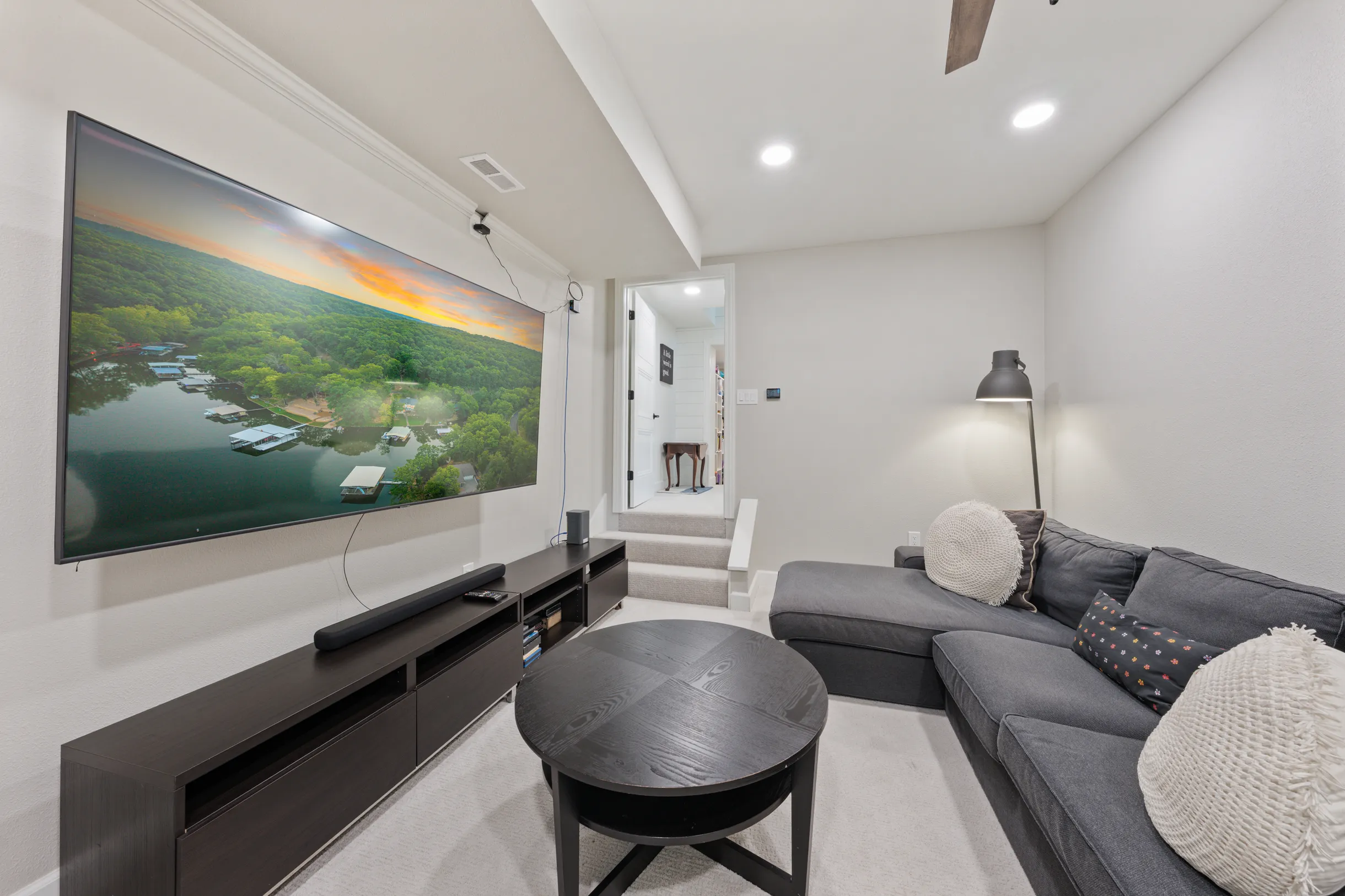 Wander Camdenton Lake #18