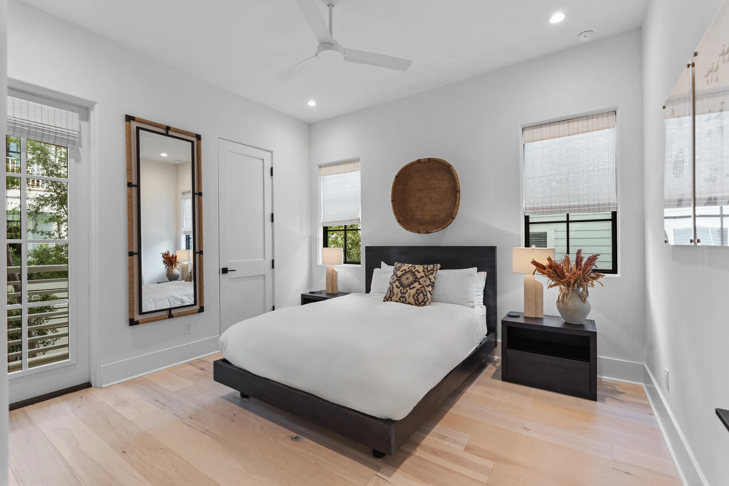 Wander Inlet Coast #28