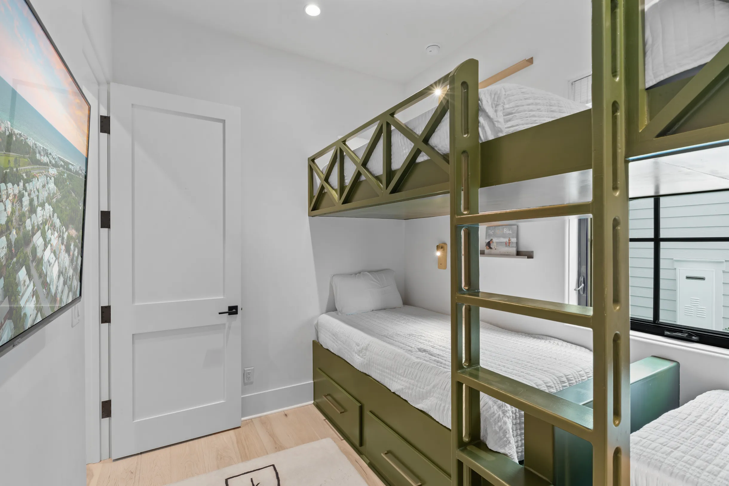 Wander Inlet Coast #29