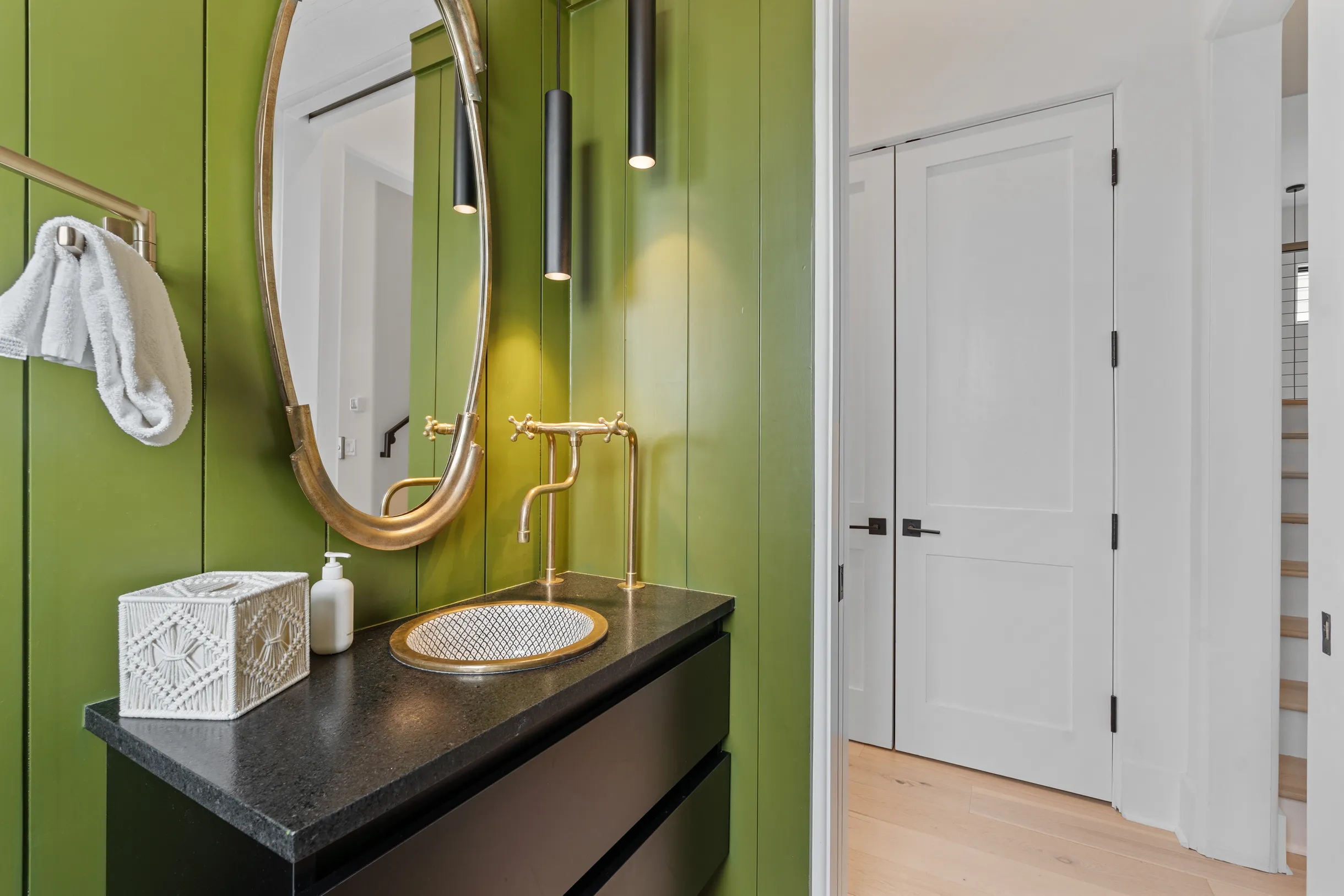 Wander Inlet Coast #33