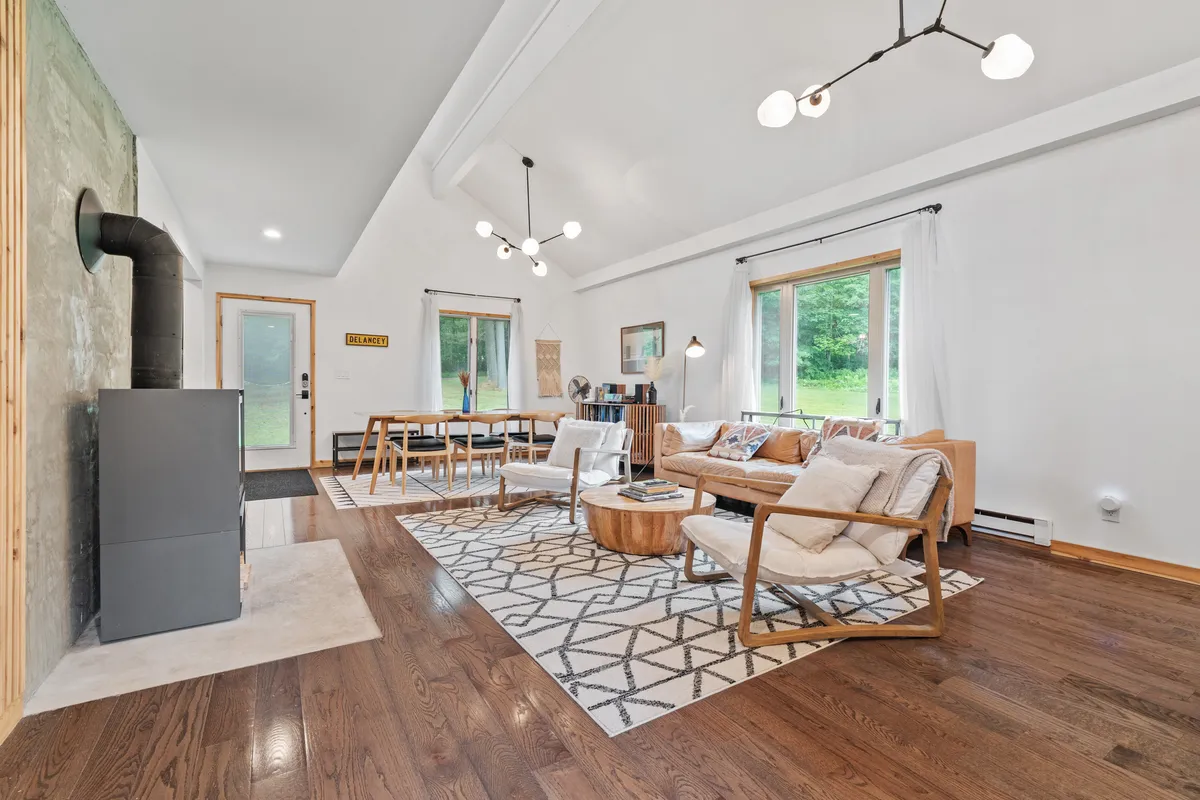 Living Room image
