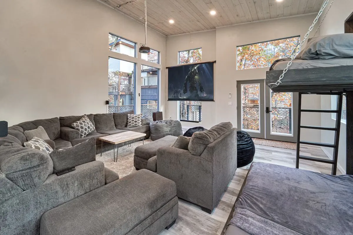 Wander Sevierville Woods #32