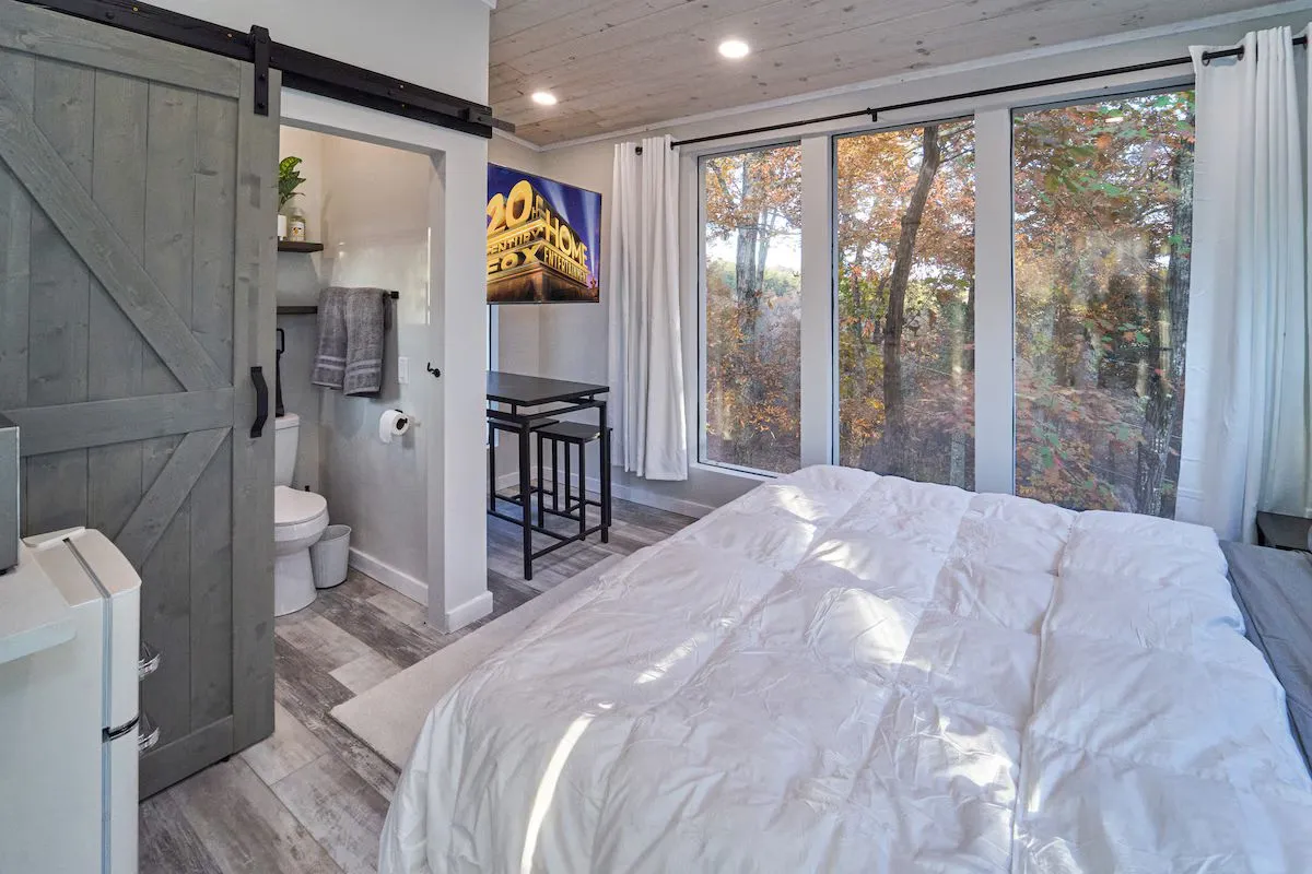 Bedroom 3 image
