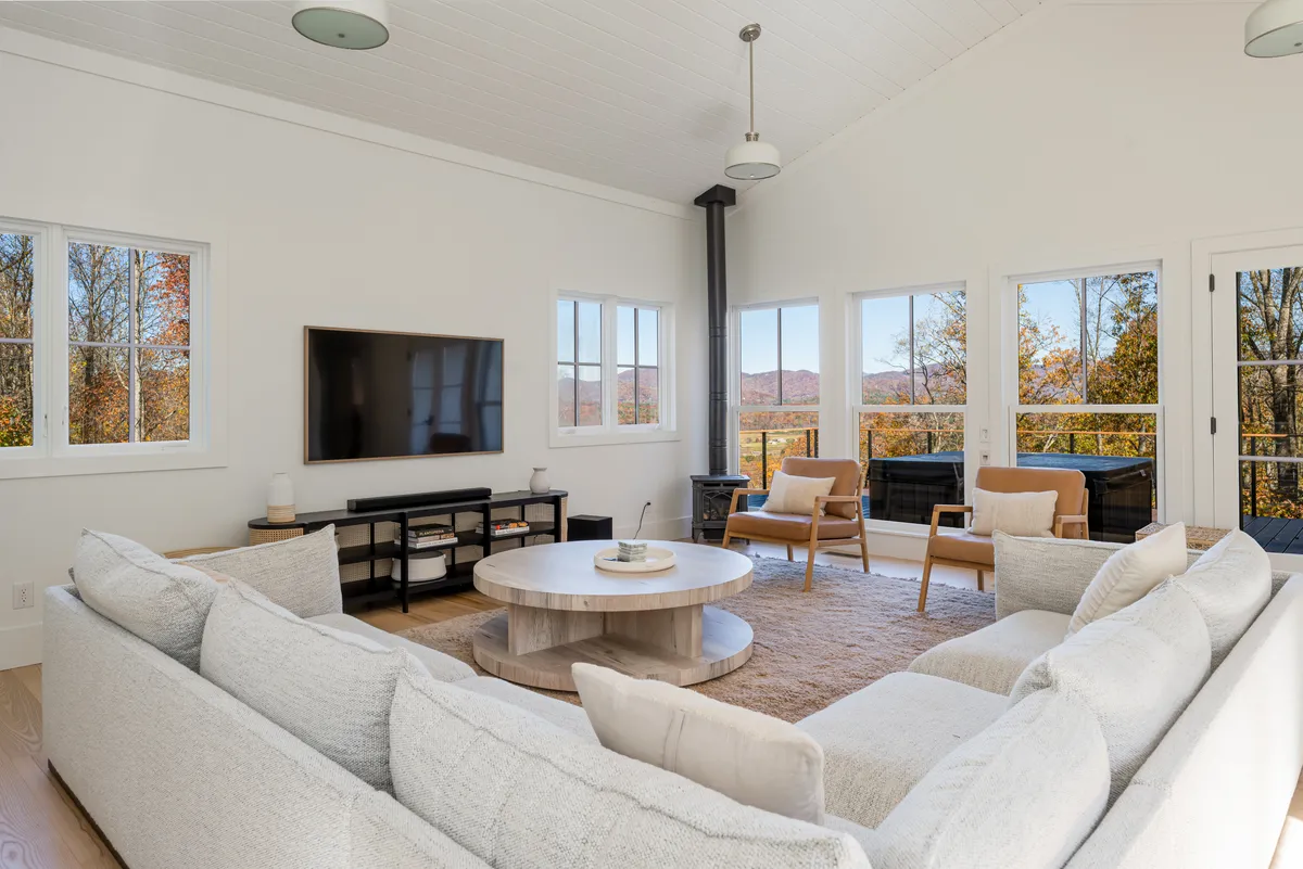 Wander Asheville Wilkie