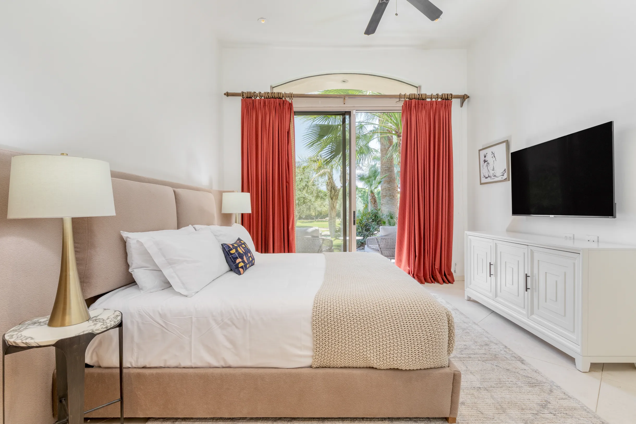 Mirabella Estate with Private Lake #11