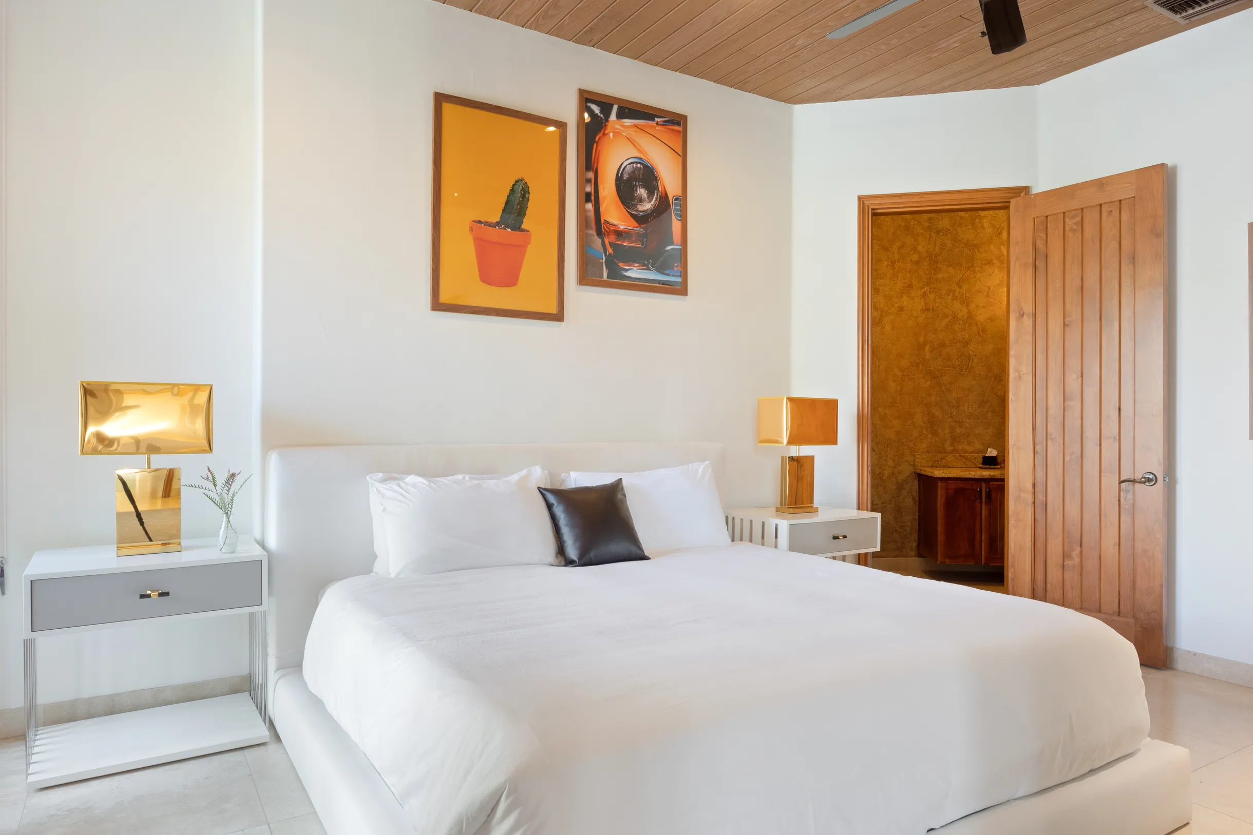 Mirabella Estate with Private Lake #20