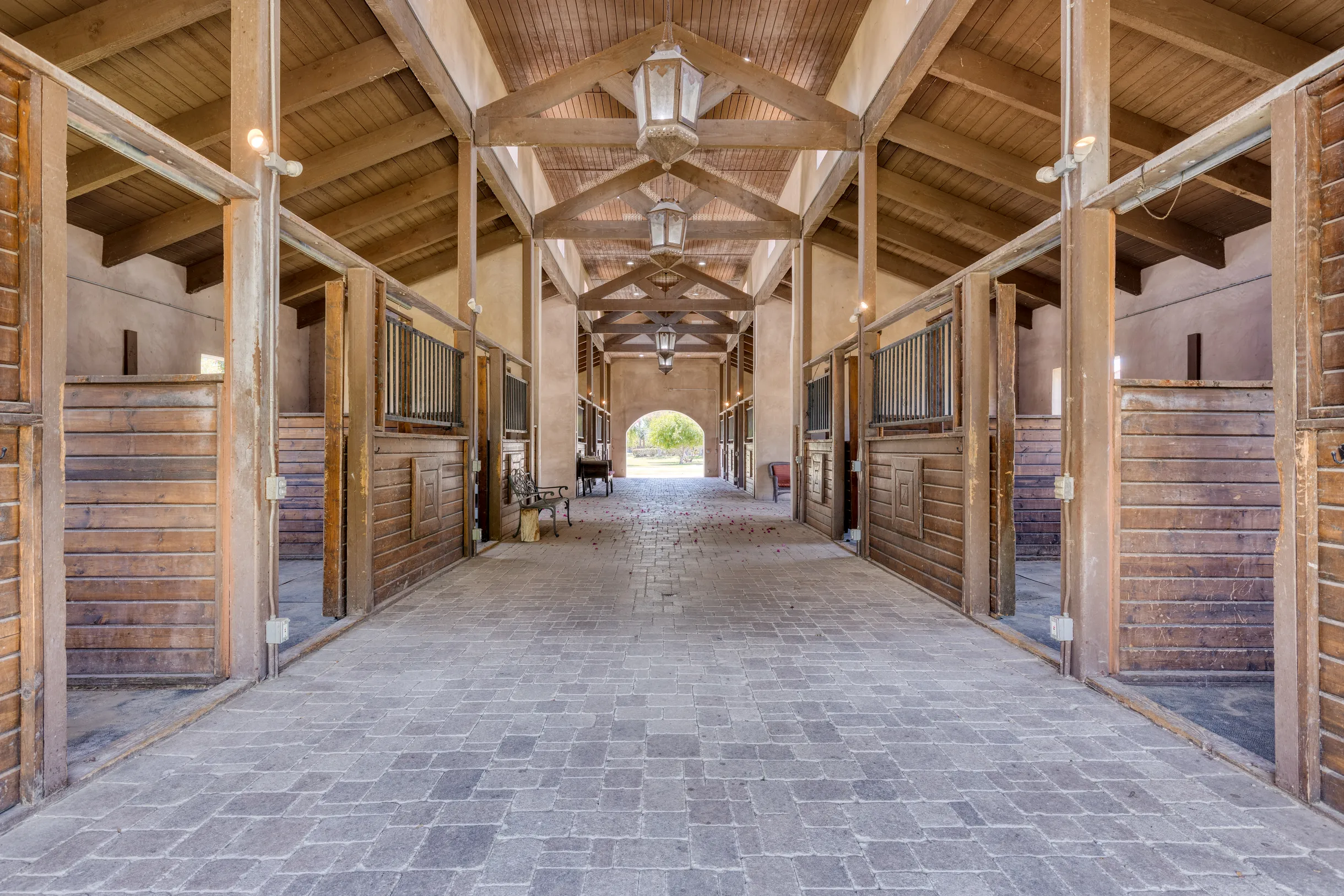 Mirabella Estate with Private Lake #70