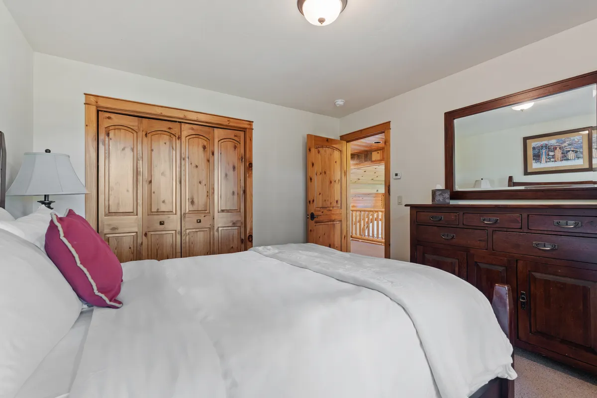 Bedroom 4 image