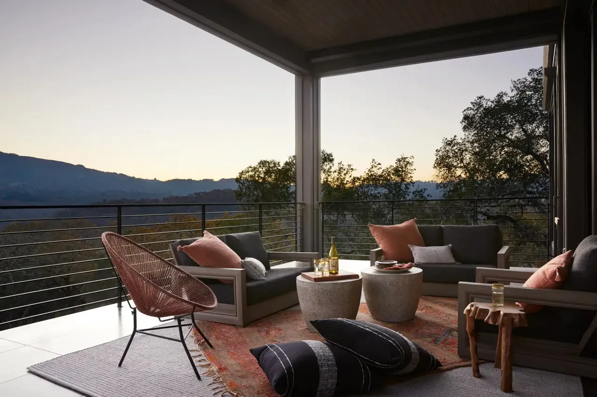 Wander Glen Ellen Oasis