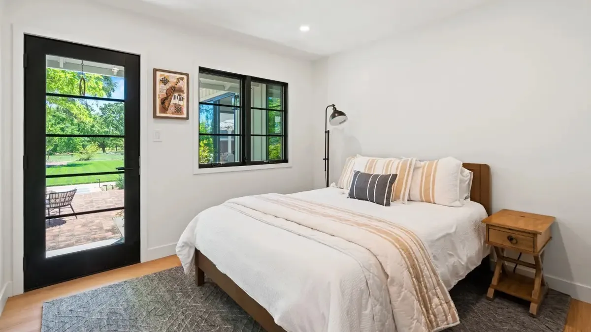 Bedroom 3 image