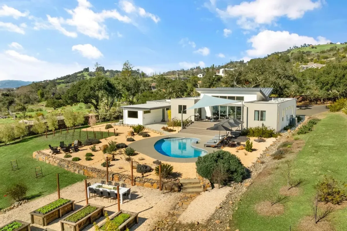 Sunset Ridge | Luxury Wine Country Retreat #45