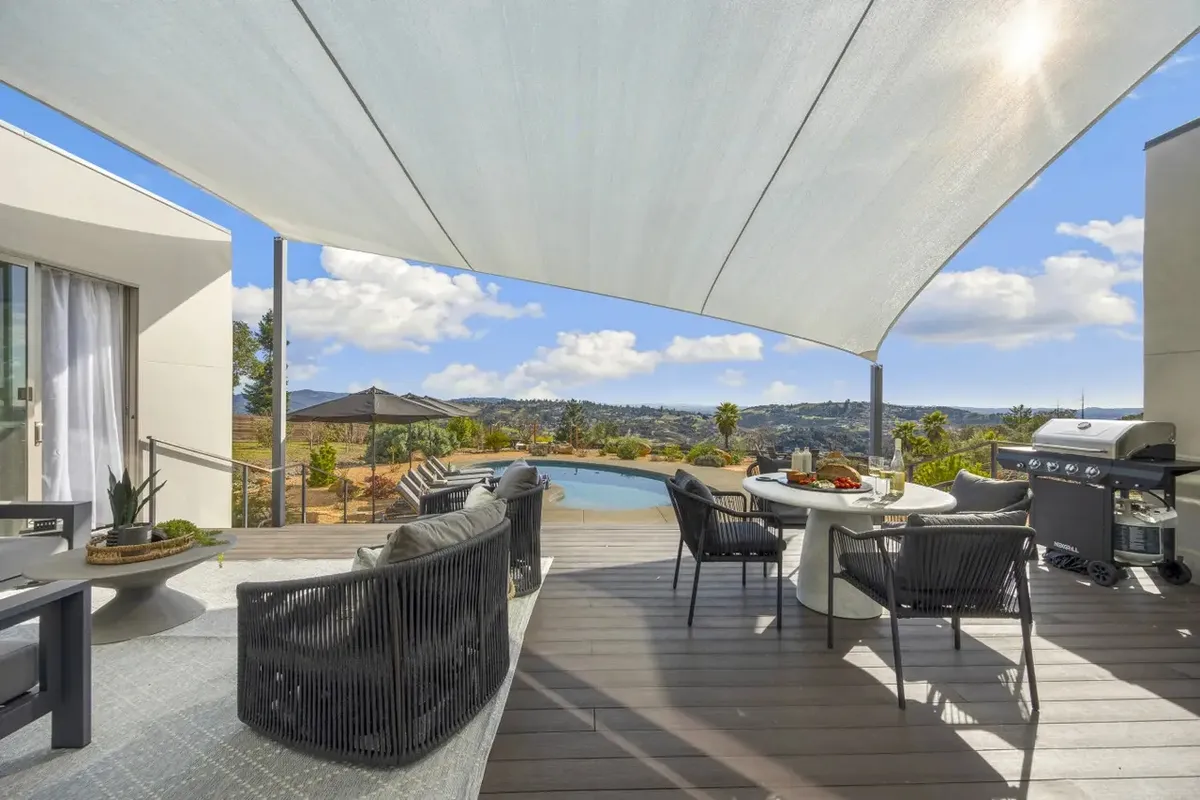 Sunset Ridge | Luxury Wine Country Retreat #40