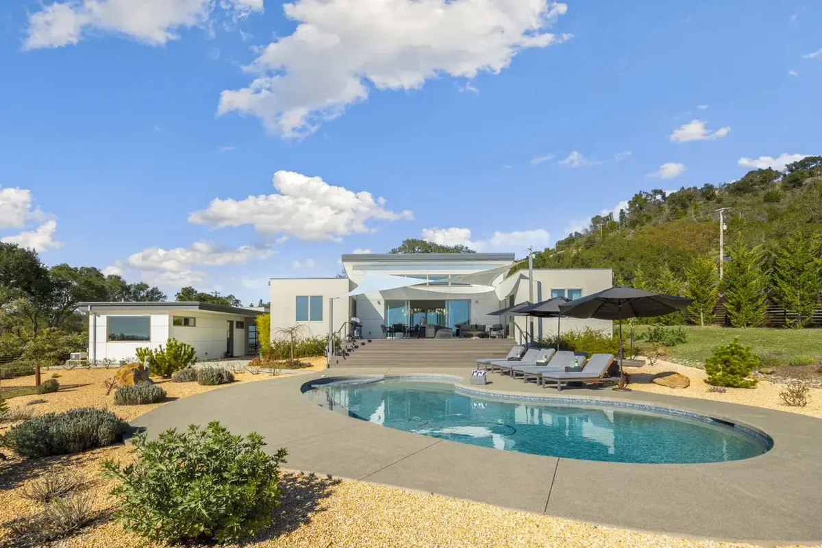 Sunset Ridge | Luxury Wine Country Retreat #36