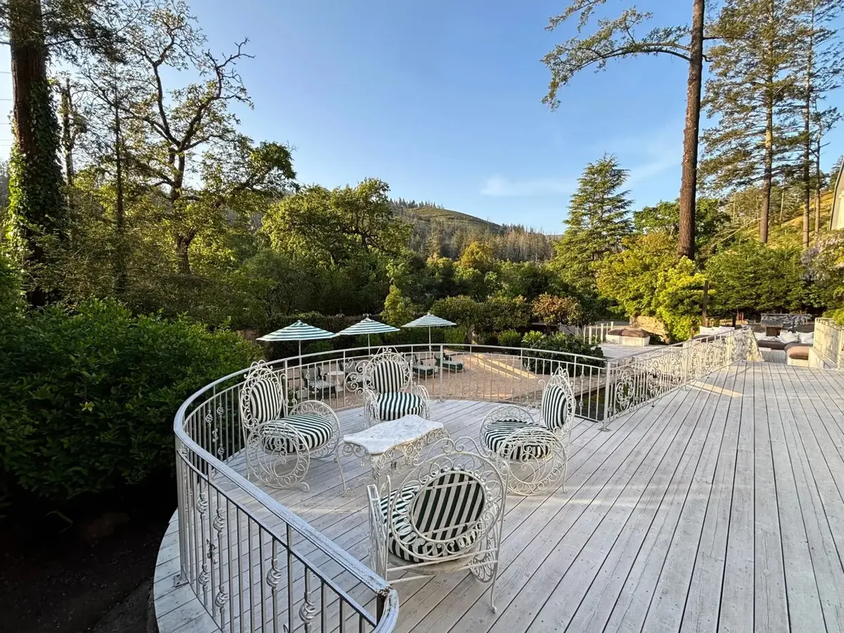 Kenwood Lodge - Luxury 5-Bedroom Retreat with Heated Pool #20