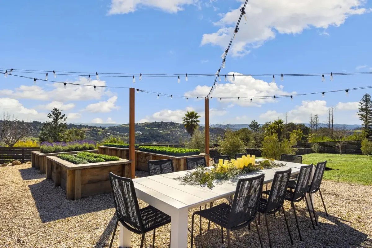 Sunset Ridge | Luxury Wine Country Retreat #52